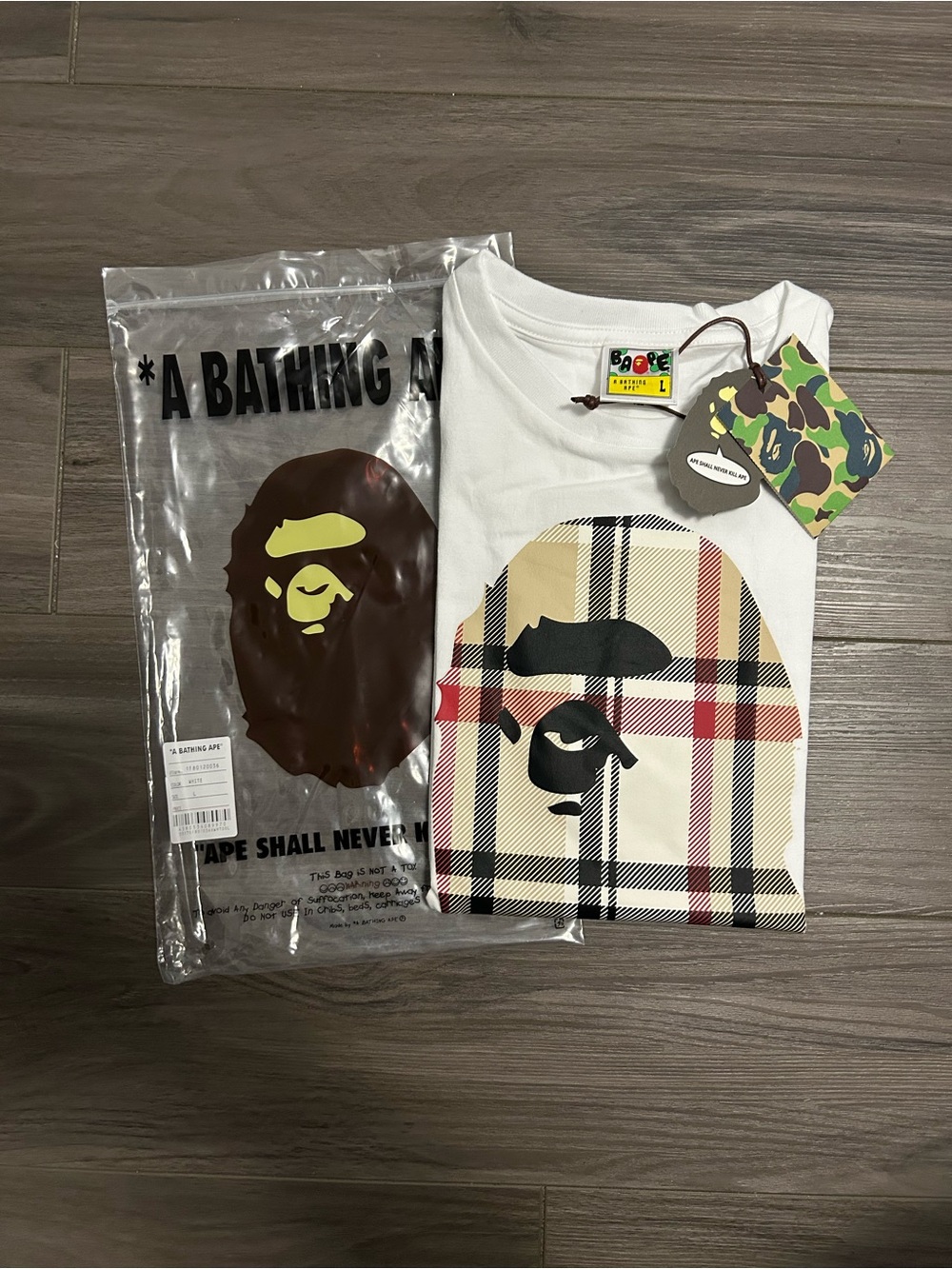 BAPE Check Plaid Ape Head White T-Shirt – Beige - Picture 5 of 6